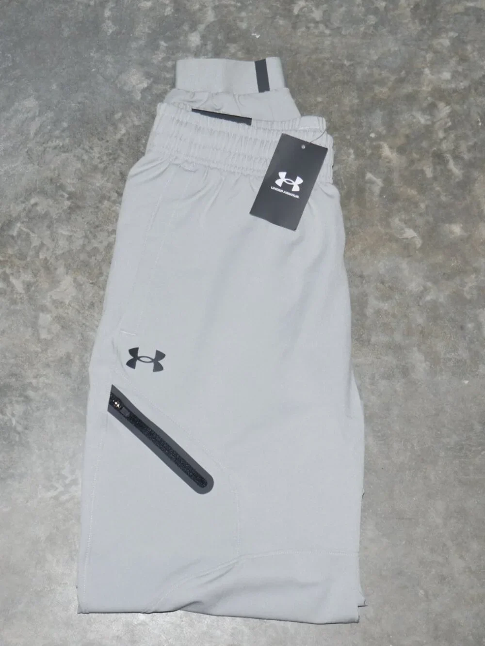 ​UA Unstoppable Men's Joggers Men's Size 2XLT Titanium Gray Tapered Pants NWT
